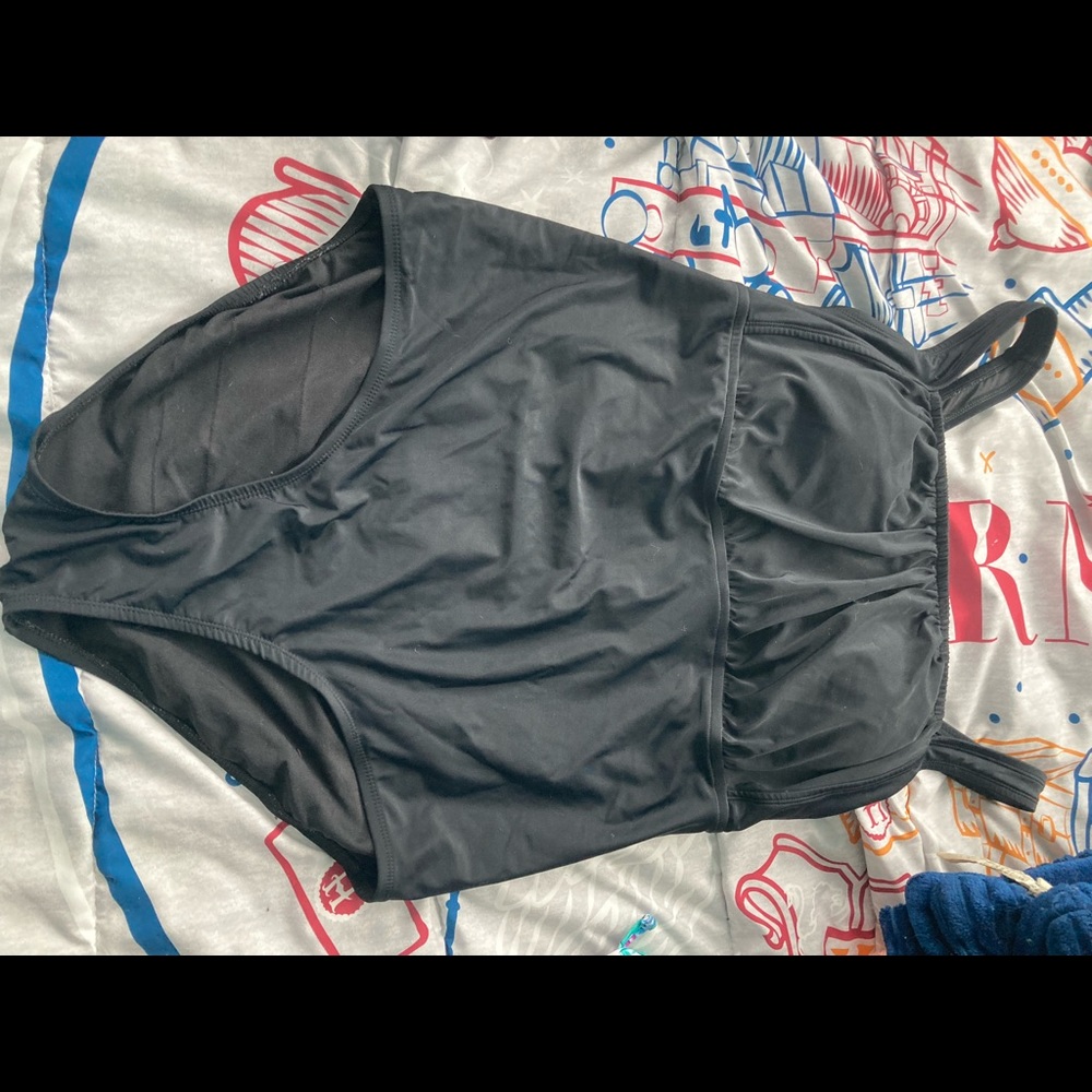 Women’s bathing suit